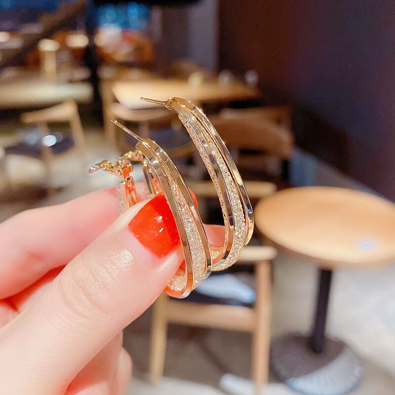 Donna | Oval glossy hoop earrings