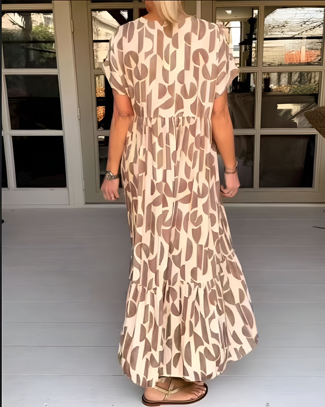 Colette | Fluid Dress with V-Neck