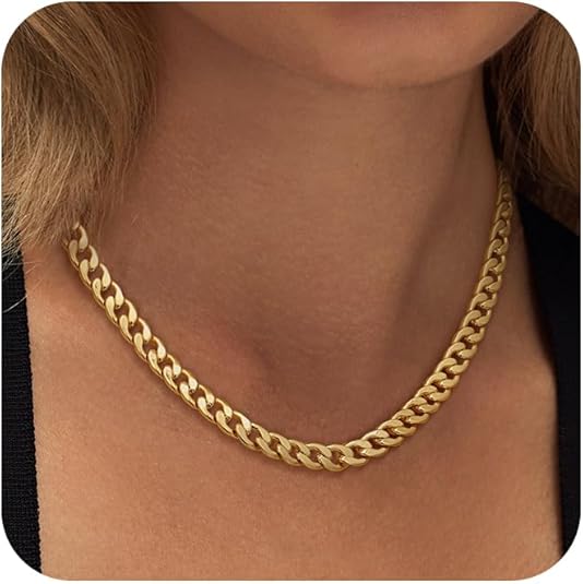 Bella | Golden Chunky Cuban Link Necklace