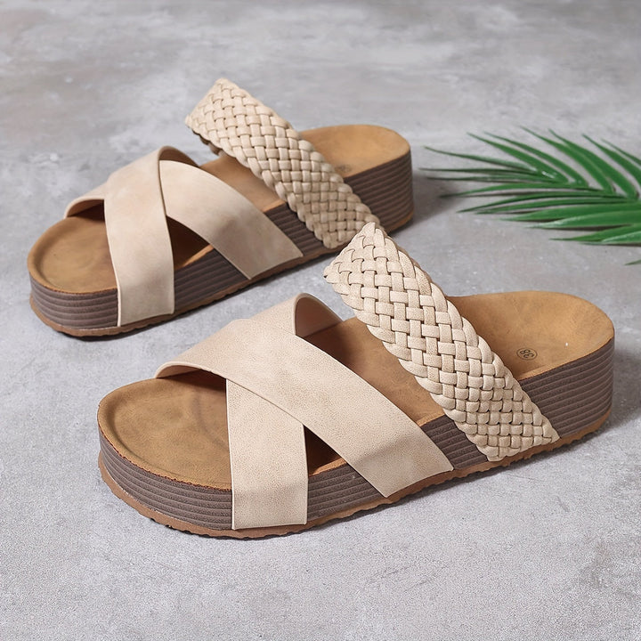 Toledo Sandal With Comfortable Platform Sole
