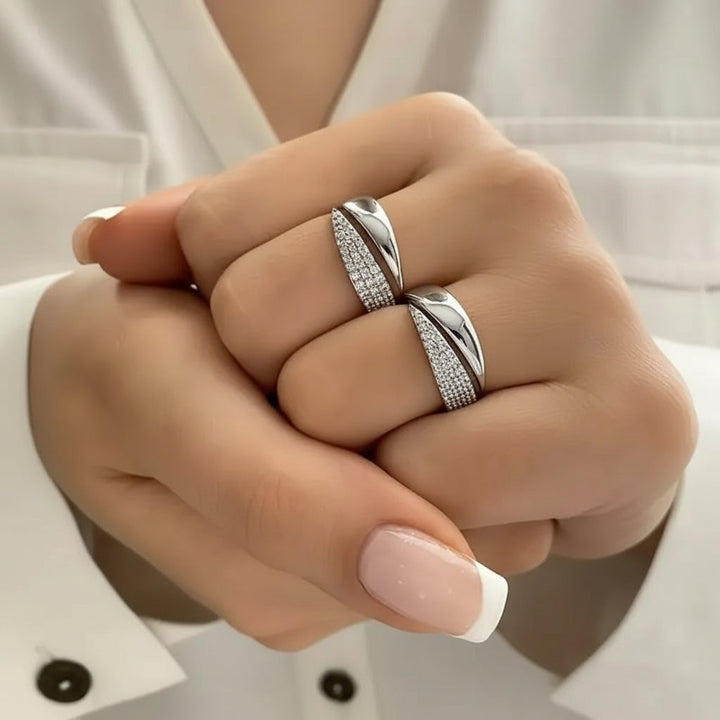 Belle | Elegant Gold Ring