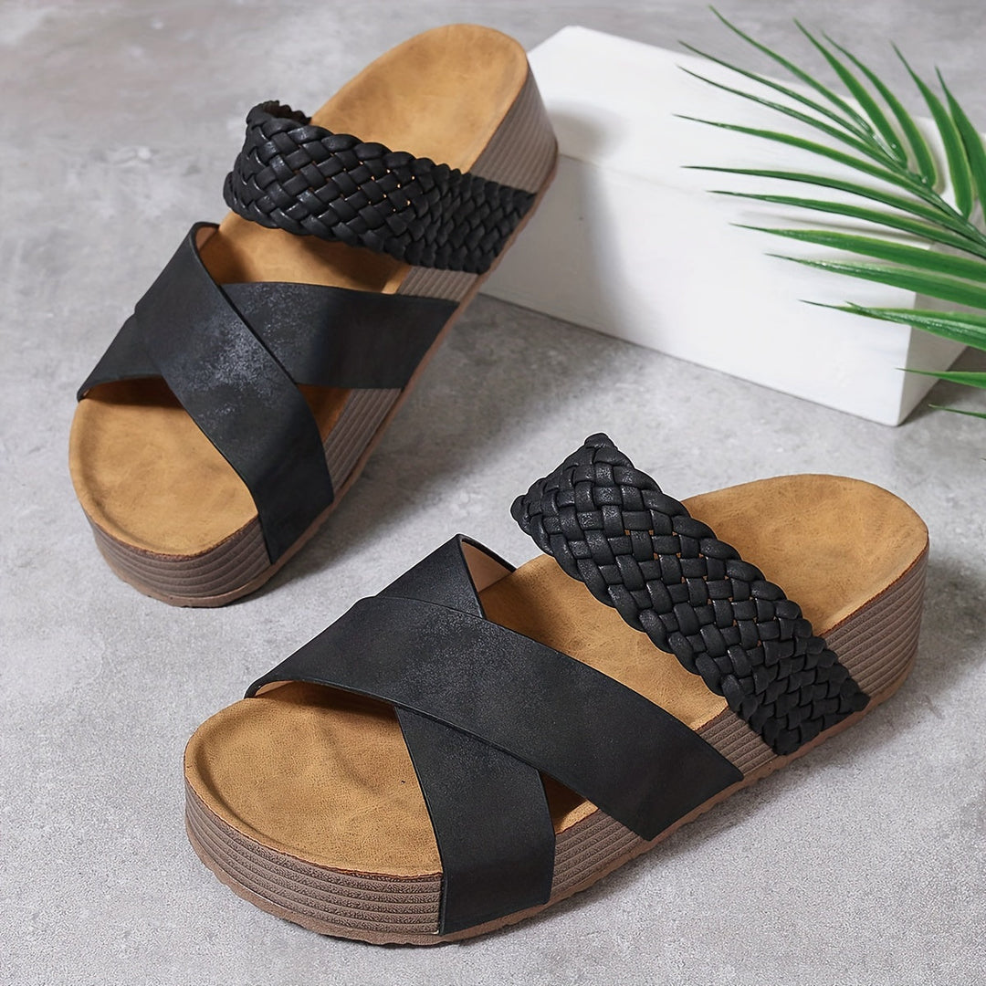Toledo Sandal With Comfortable Platform Sole