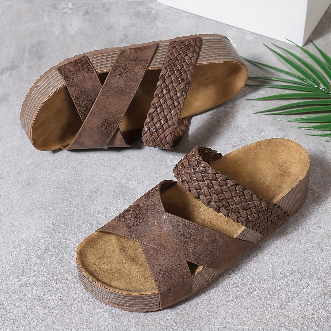 Toledo Sandal With Comfortable Platform Sole