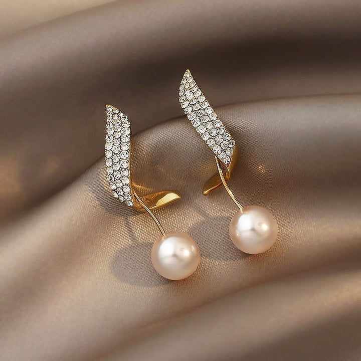 Pearl Gold Earrings