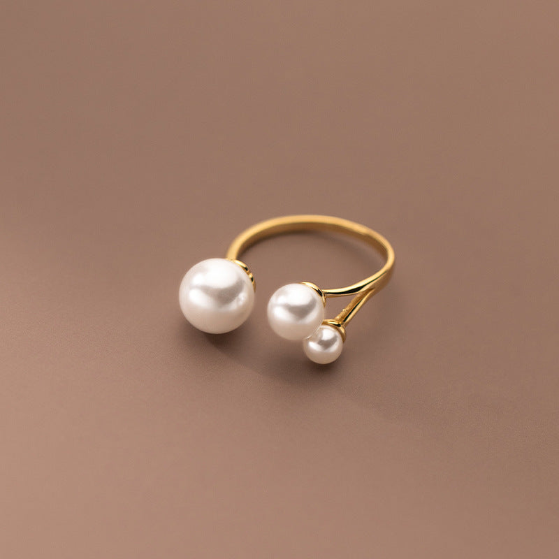Adjustable triple freshwater pearl ring