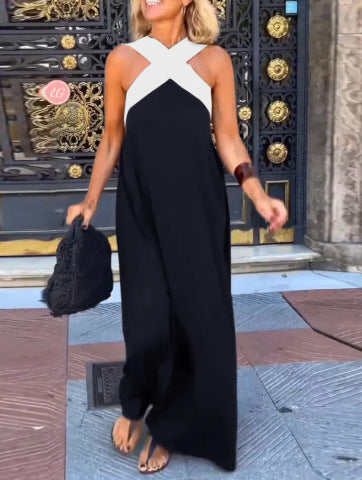 Daphne | Dress with Crossed Cut