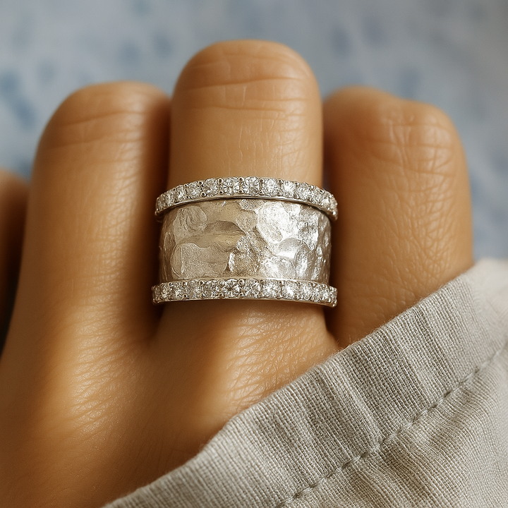 Zoe | Vintage Silvered Zirconia Ring