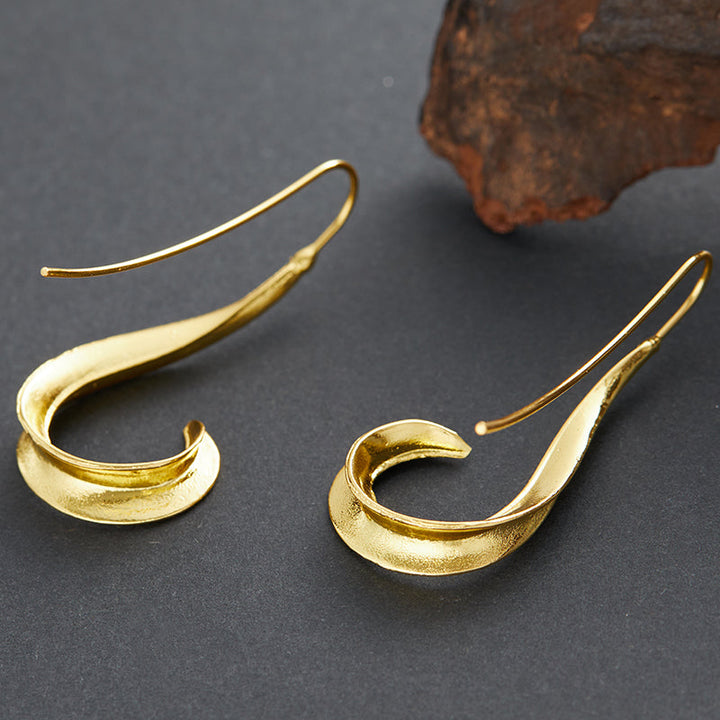 Vintage Gold Hanging Earrings