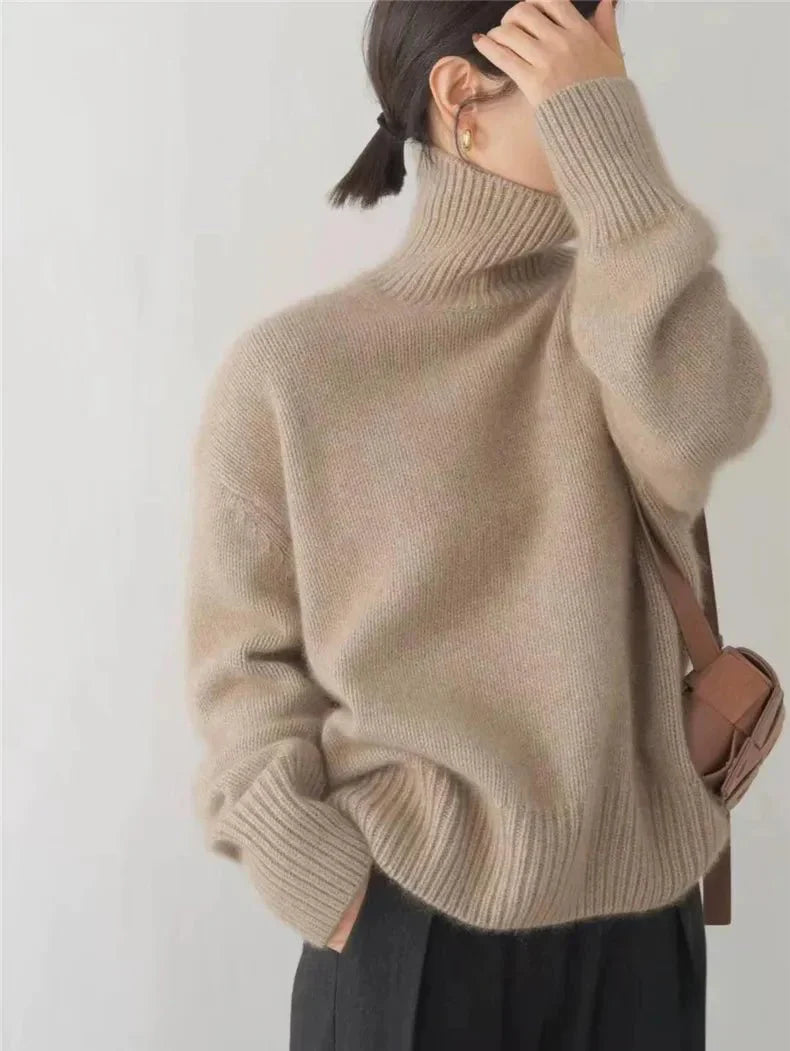 Lilly - Turtleneck Comfy Sweater