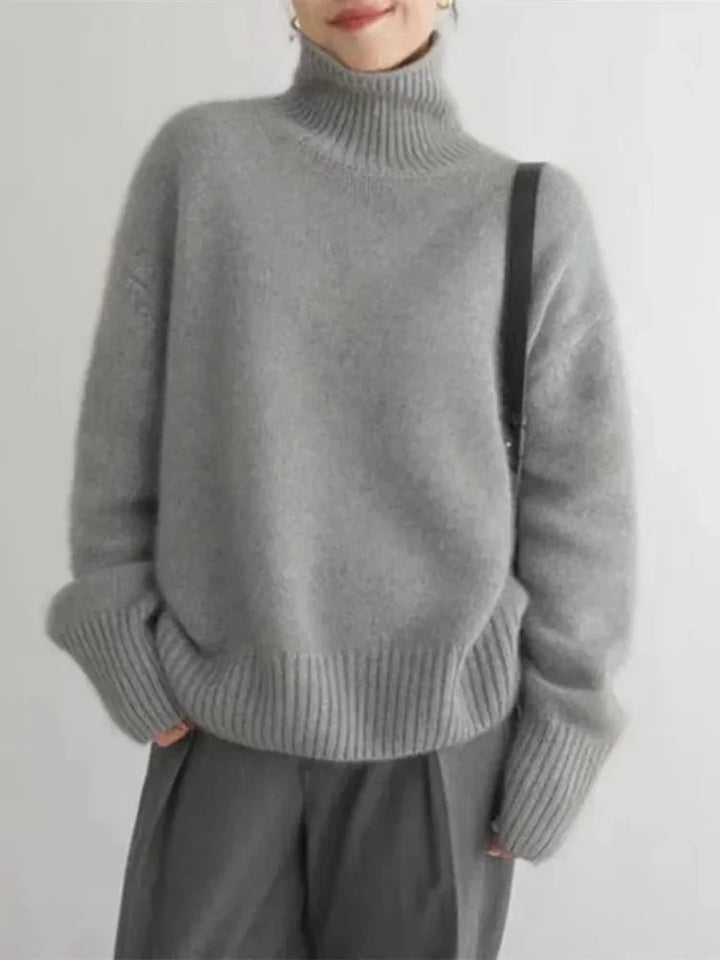 Lilly - Turtleneck Comfy Sweater